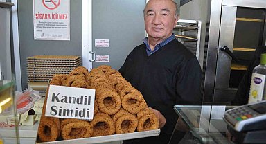 Kadir gecesine özel kandil simitleri tezgâhlarda