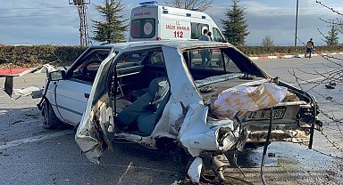 Karaman'da üç otomobilin karıştığı zincirleme kaza: 3 yaralı
