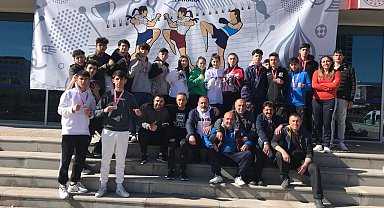 Kayseri Muaythai Lise Takım Türkiye Şampiyonası'ndan 3 birincilik ile döndü