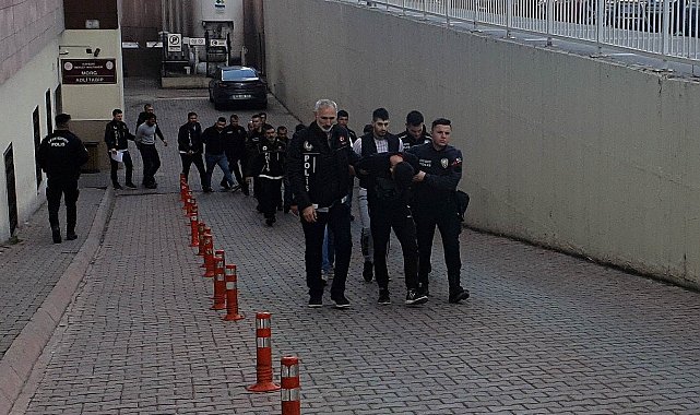 Kayseri'de uyuşturucuya geçit yok: 9 kişi adliyede