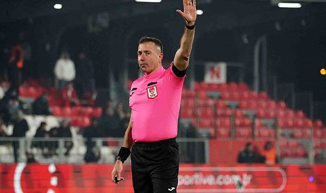 Kayserispor - Kasımpaşa maçını Hüseyin Göçek yönetecek