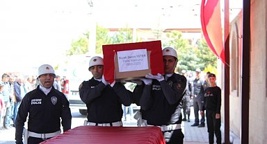 Kazada hayatını kaybeden polis memuru toprağa verildi