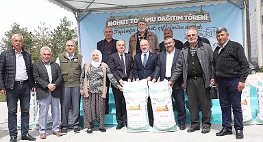 Kocasinan Belediyesi, çiftçiye beyaz sertifikalı 15 ton tohum dağıttı