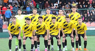 Kocasinan Şimşekspor U-18 takımı namağlup şampiyon