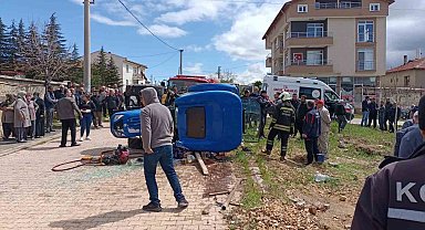 Kontrolden çıkan traktör devrildi: 1 ölü, 2 yaralı