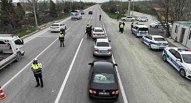 Konya polisinden bayram tatili yolundaki sürücülere uyarı