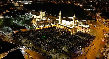 Konya'da Kadir Gecesi coşkusu