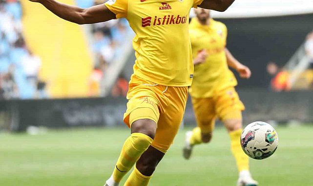 Mame Baba Thiam hat-trick yaptı