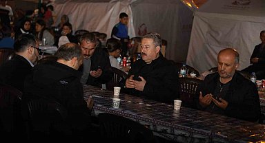 Melikgazi Belediyesi'nden Çin Mahallesi'ndeki Çadırkentte iftar beraberliği