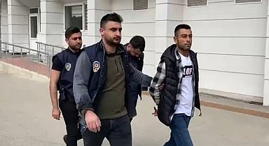 Mersin'de 'sazan sarmalı' yöntemiyle dolandırıcılık yapan 2 şüpheli tutuklandı