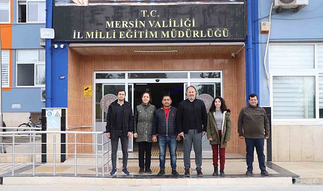 Mersinli gönüllü öğretmenler deprem bölgesinde görev alıyor
