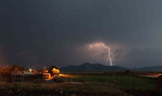 Meteoroloji'den "kuvvetli yağış" uyarısı