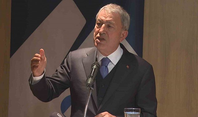 Milli Savunma Bakanı Akar'dan 'terörle mücadele' vurgusu