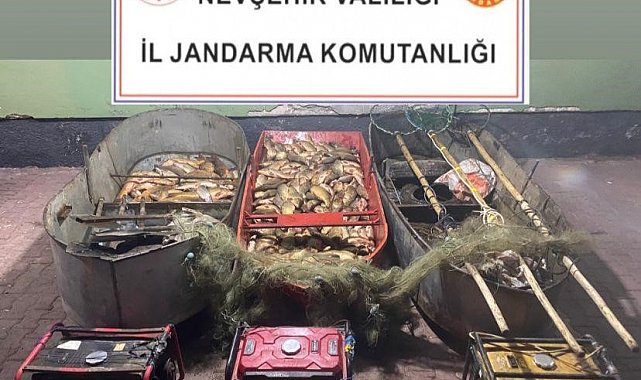 Nevşehir'de yasak yöntemlerle balık avlayan 7 kişi yakalandı