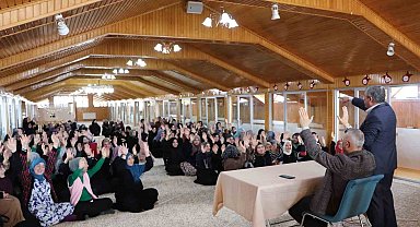 Pamuklu: Kur'an müminler için hidayet kaynağıdır