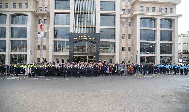Pursaklar Belediyesi, personeline çifte bayram yaşattı