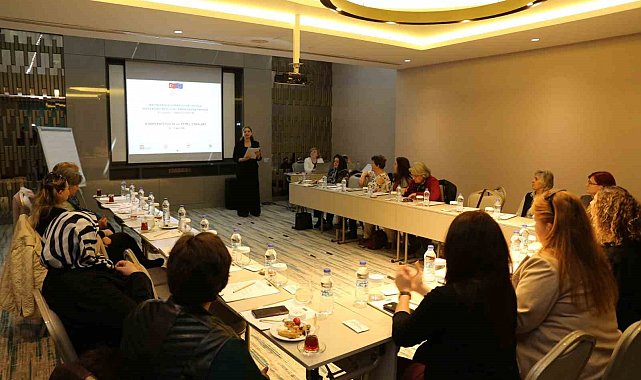 "Kadın Kooperatifler Yoluyla Güçlendirilmesi" projesi eğitim toplantısı