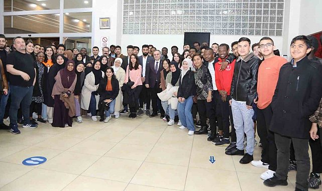 Rektör Altun, uluslararası öğrencilerle bir araya geldi