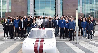 Rektörü Çolak, TEKNOFEST 2023'e katılacak takımlarla buluştu