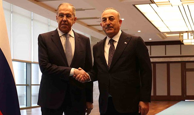 Rusya Dışişleri Bakanı Lavrov: " Ciddi bir toplantıya, görüşmeye hazırız"