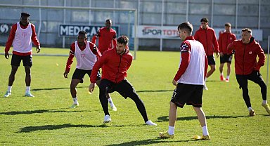 Sivasspor ara vermeden hazırlıklarına başladı