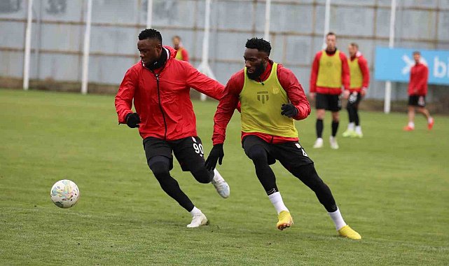 Sivasspor, Başakşehir maçı hazırlıklarını sürdürdü
