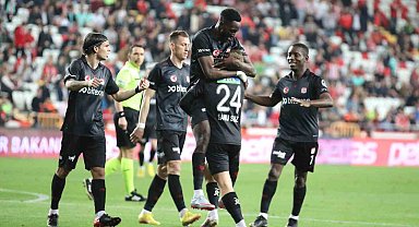 Sivasspor ligdeki galibiyet sayısını 10'a çıkarttı