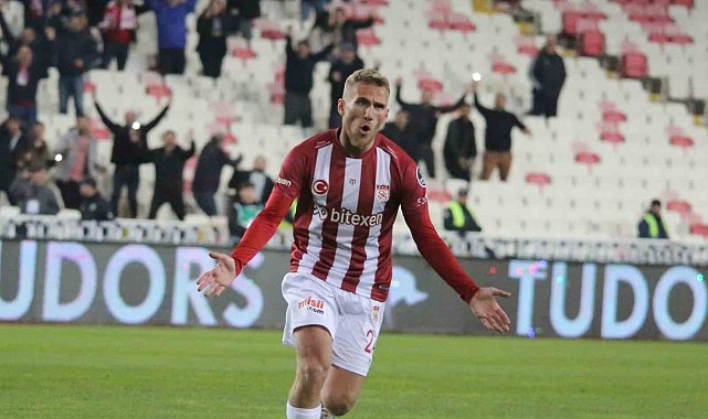 Sivasspor'da Samu Saiz gollerine devam ediyor