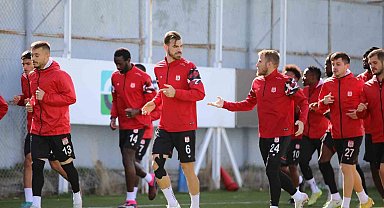 Sivasspor'dan sakat futbolcular için açıklama