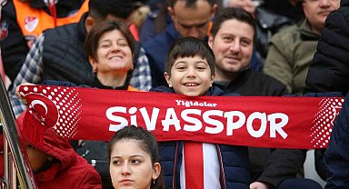 Sivassporlu taraftarlar Fenerbahçe maçına yoğun ilgi gösterdi