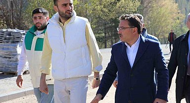 Soğanlı Vadisi tanıtılıyor: CZN Burak ile vadide sıcak hava balonuna bindi