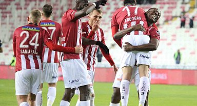 Spor Toto Süper Lig: DG Sivasspor: 2 - Trabzonspor: 1