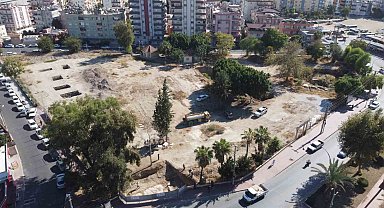 Tarsus'a kent meydanı kazandırılıyor