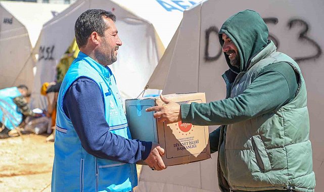 TDV, Ramazan'da Türkiye'de 10 milyondan fazla kişiye yardım ulaştırdı
