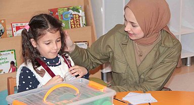 TÜDAM'da eğlenerek öğrenen depremzede çocuklar farklı atölyelerde eğitim alıyor