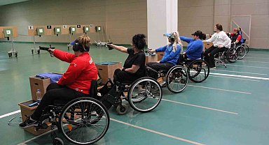 Türkiye Şampiyonası'nda 10 metre havalı tabanca ve tüfek müsabakaları yapıldı