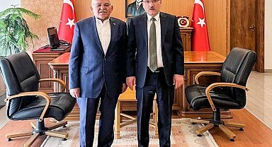 Vali Çiçek Kayseri'ye döndü