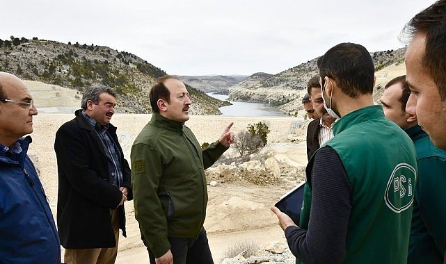 Vali Pehlivan, Aksıfat Baraj İkmali inşaatında incelemelerde bulundu