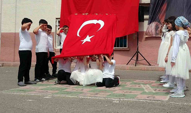 Yozgat'ta 23 Nisan coşku ile kutlandı