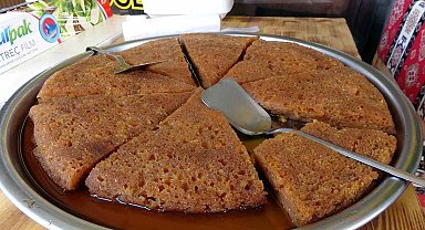 Yozgat'ta ekmek kadayıfı iftar sofralarını süslüyor