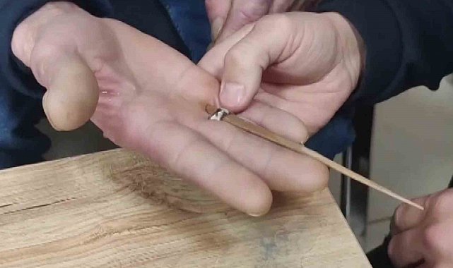 Yüzük parmağına sıkıştı, imdadına itfaiye koştu