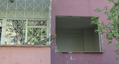 Ağır hasarlı binaların güvenliğini polis sağlıyor