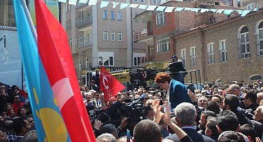 Akşener: "Tür ne demek? Biz insanız, insan"