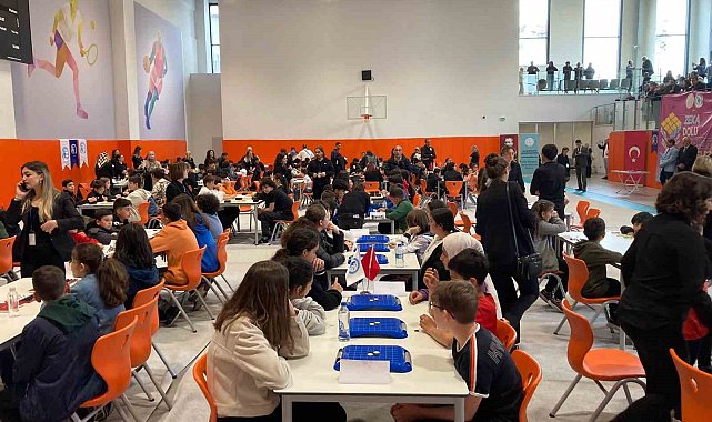 Ankara'da 5. Akıl ve Zeka Oyunları Turnuvası finali başladı