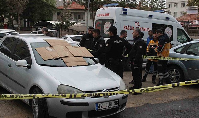 Aracında ölü olarak bulundu