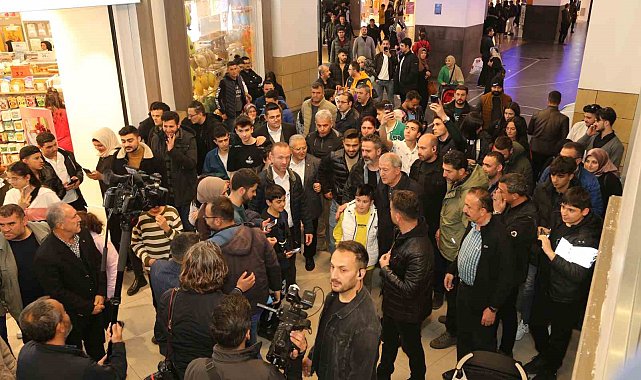 Bakan Akar, Bakan Nebati ve Başkan Büyükkılıç'tan AVM ziyareti