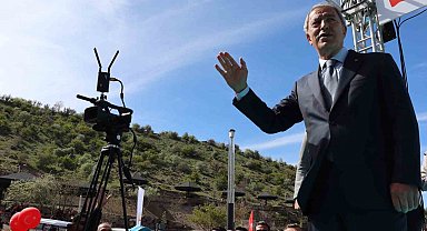 Bakan Akar: "Bu bebek katilleri serbest bırakılırsa, teröristlerin taleplerine 'evet' denilirse bu memleket 20 sene geriye dönecek"