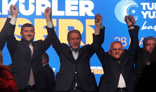 Bakan Akar: "Türkiye teröre son vermekte ne kadar kararlı olduğunu belirtti. Bundan sonrası bize kalmış"