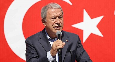 Bakan Akar'dan terörle mücadele vurgusu: "Güçlü ve büyük Türkiye için hep beraber çalışacak ve terör belasından kurtulacağız"