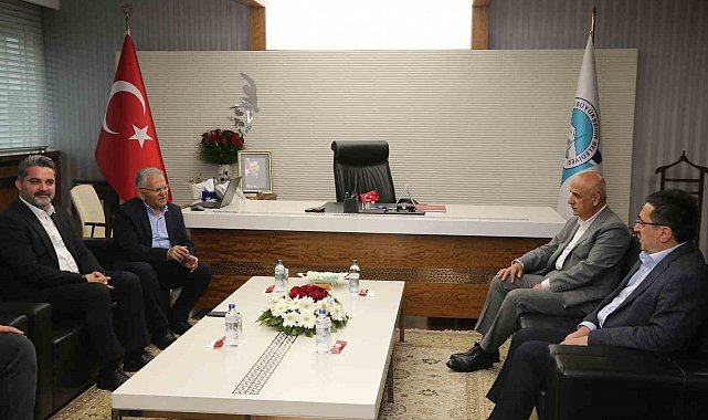Bakan Kirişci'den Başkan Büyükkılıç'a Ziyaret